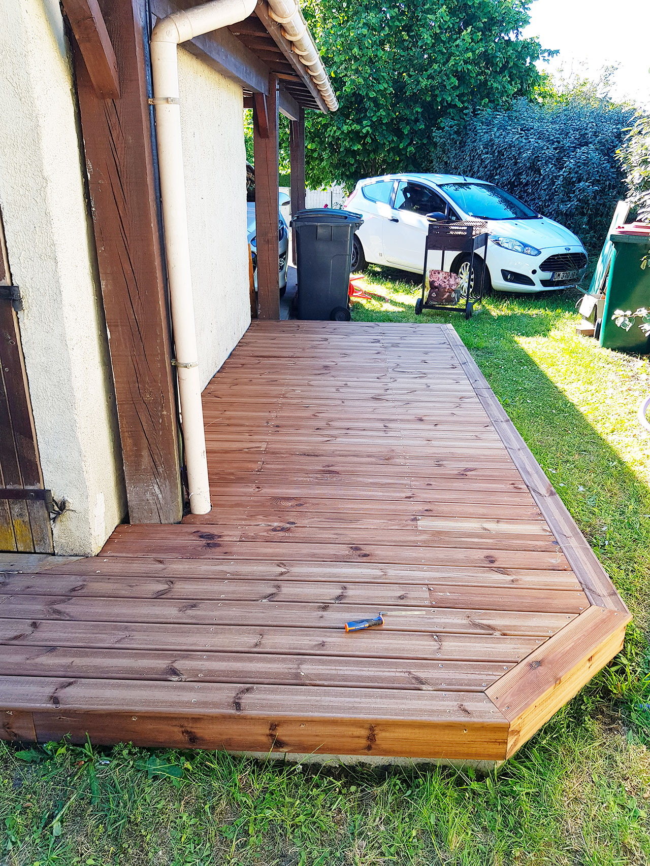 Terrasse coin maison bois MBG Menuiserie Betin Guillaume