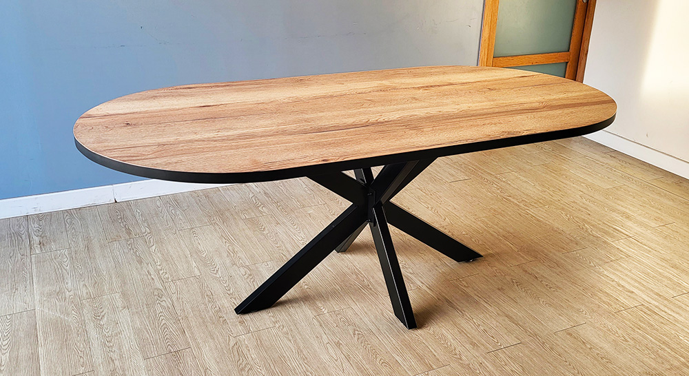 table salle à manger ovale pied métal menuiserie betin guillaume gironde
